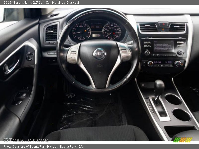 Gun Metallic / Charcoal 2015 Nissan Altima 2.5 SV