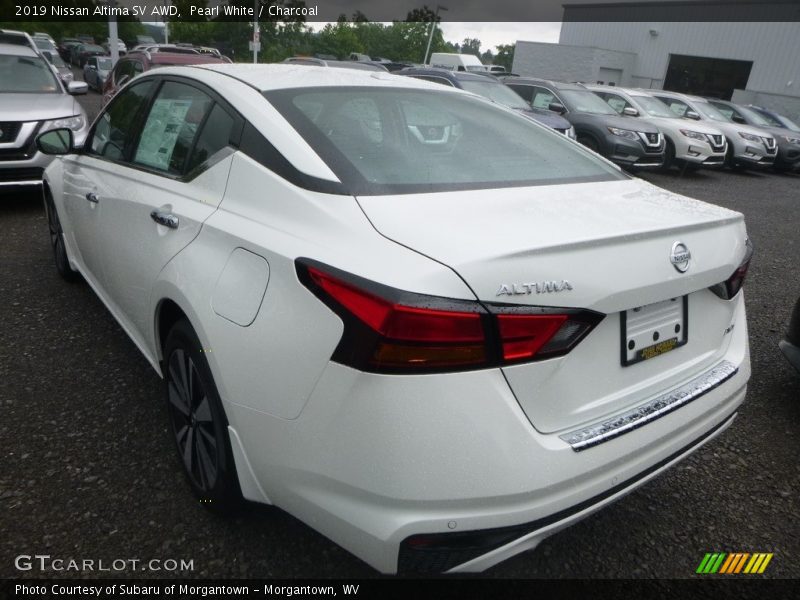 Pearl White / Charcoal 2019 Nissan Altima SV AWD