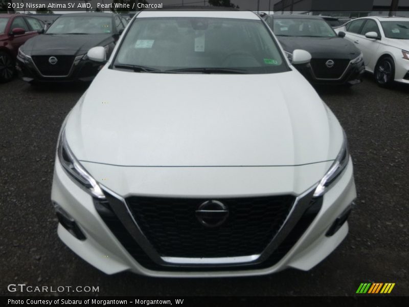 Pearl White / Charcoal 2019 Nissan Altima SV AWD