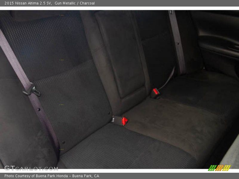 Gun Metallic / Charcoal 2015 Nissan Altima 2.5 SV