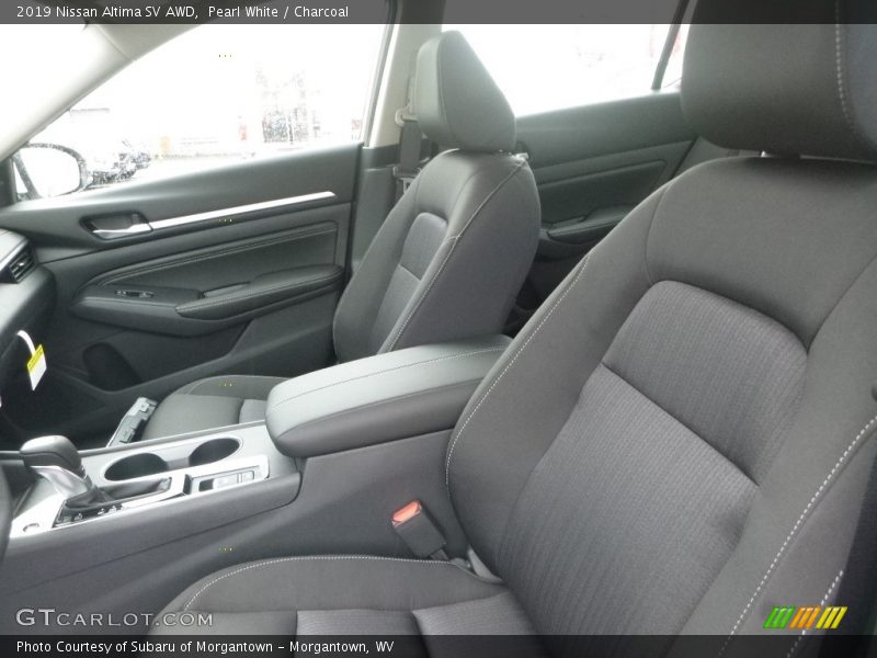 Pearl White / Charcoal 2019 Nissan Altima SV AWD