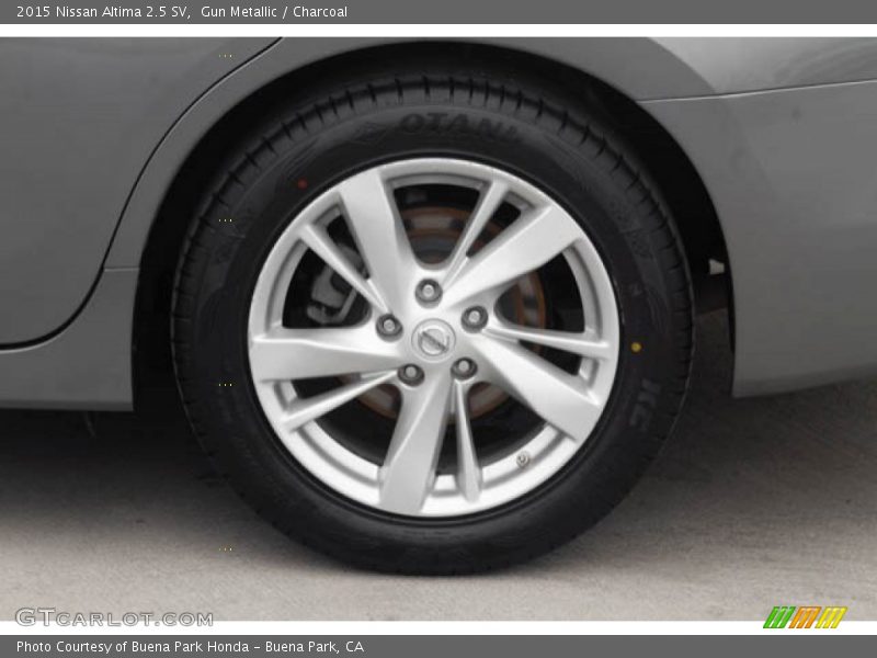 Gun Metallic / Charcoal 2015 Nissan Altima 2.5 SV