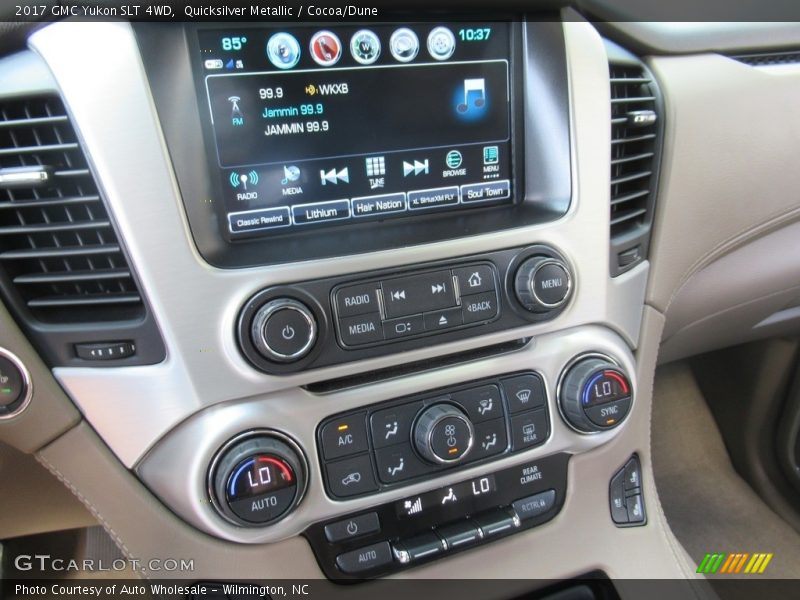 Quicksilver Metallic / Cocoa/Dune 2017 GMC Yukon SLT 4WD