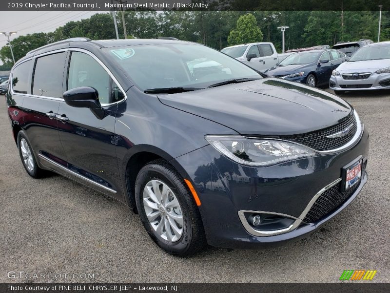 Maximum Steel Metallic / Black/Alloy 2019 Chrysler Pacifica Touring L