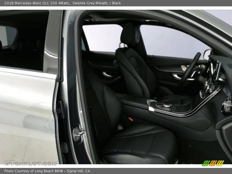 Selenite Grey Metallic / Black 2018 Mercedes-Benz GLC 300 4Matic