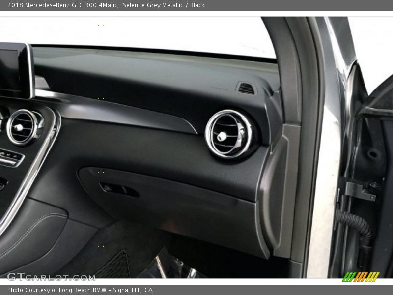 Selenite Grey Metallic / Black 2018 Mercedes-Benz GLC 300 4Matic