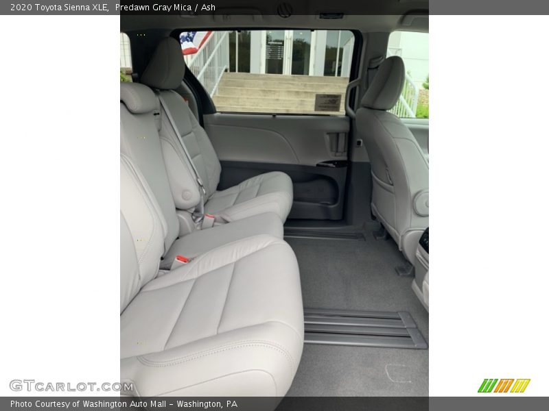 Predawn Gray Mica / Ash 2020 Toyota Sienna XLE
