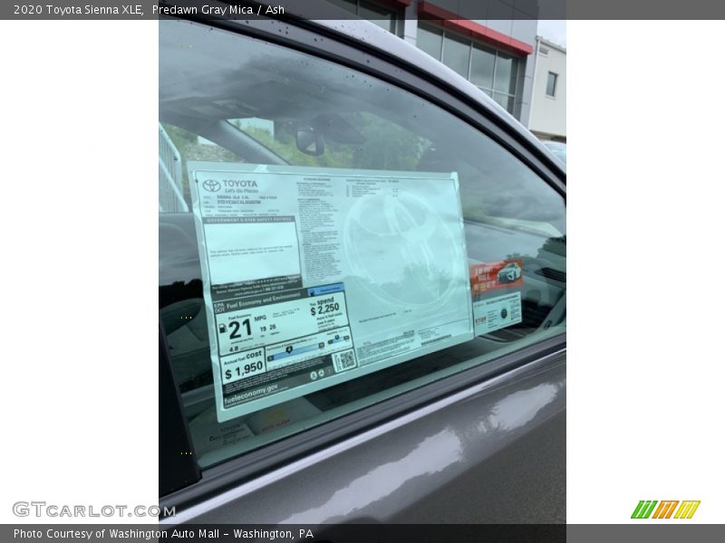 Predawn Gray Mica / Ash 2020 Toyota Sienna XLE