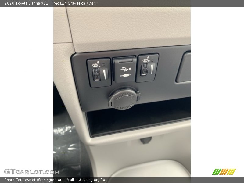 Predawn Gray Mica / Ash 2020 Toyota Sienna XLE