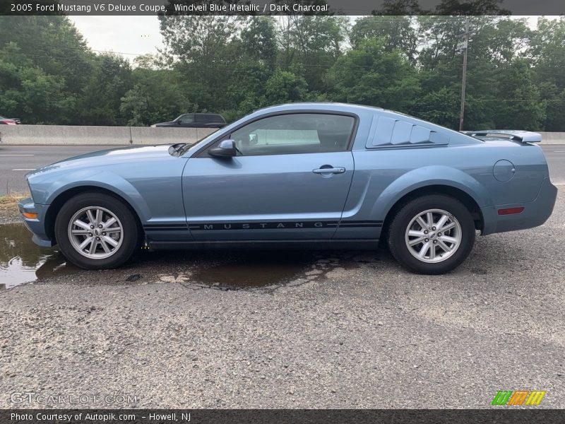 Windveil Blue Metallic / Dark Charcoal 2005 Ford Mustang V6 Deluxe Coupe