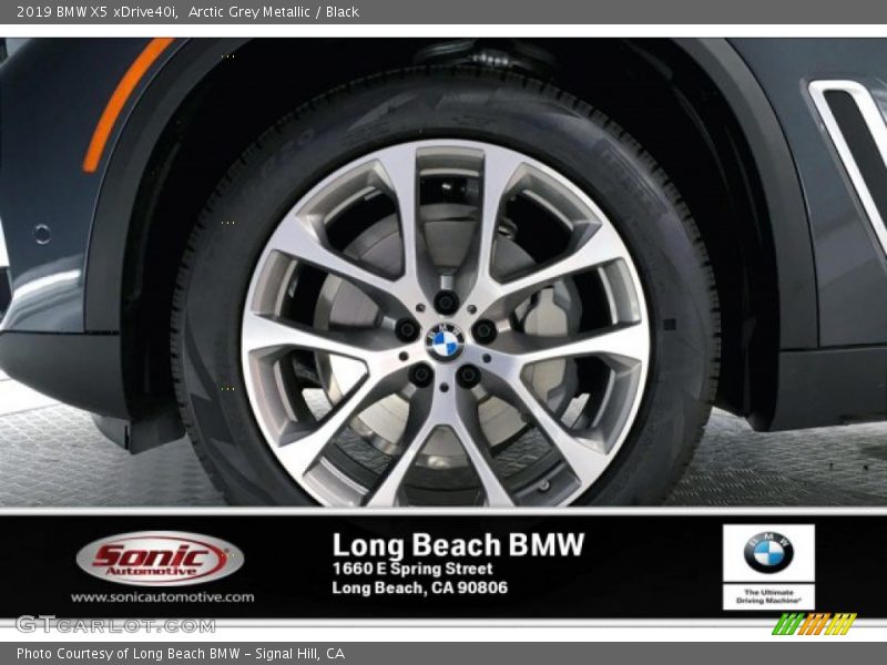 Arctic Grey Metallic / Black 2019 BMW X5 xDrive40i