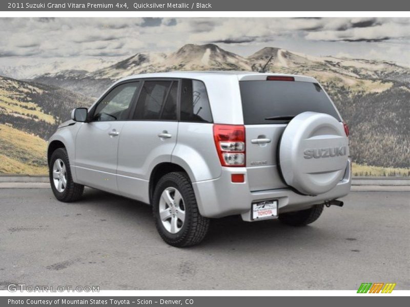 Quicksilver Metallic / Black 2011 Suzuki Grand Vitara Premium 4x4