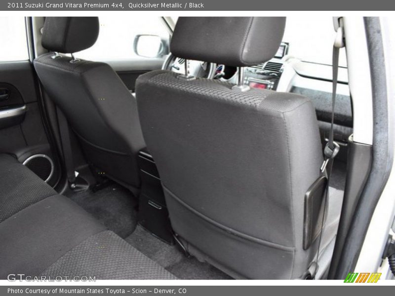 Quicksilver Metallic / Black 2011 Suzuki Grand Vitara Premium 4x4