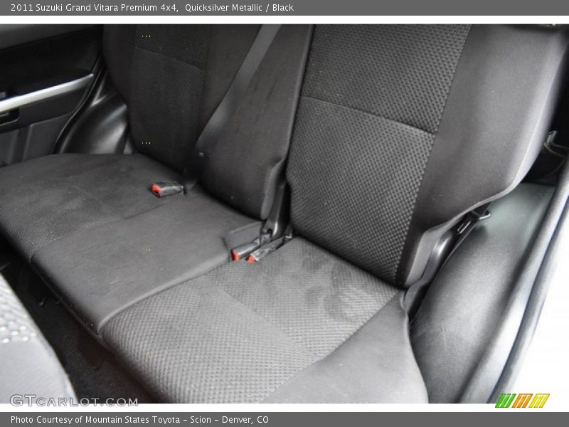 Quicksilver Metallic / Black 2011 Suzuki Grand Vitara Premium 4x4