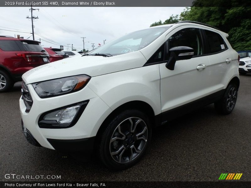 Front 3/4 View of 2019 EcoSport SES 4WD