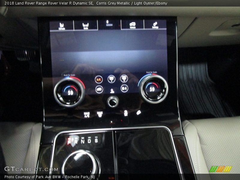 Corris Grey Metallic / Light Oyster/Ebony 2018 Land Rover Range Rover Velar R Dynamic SE