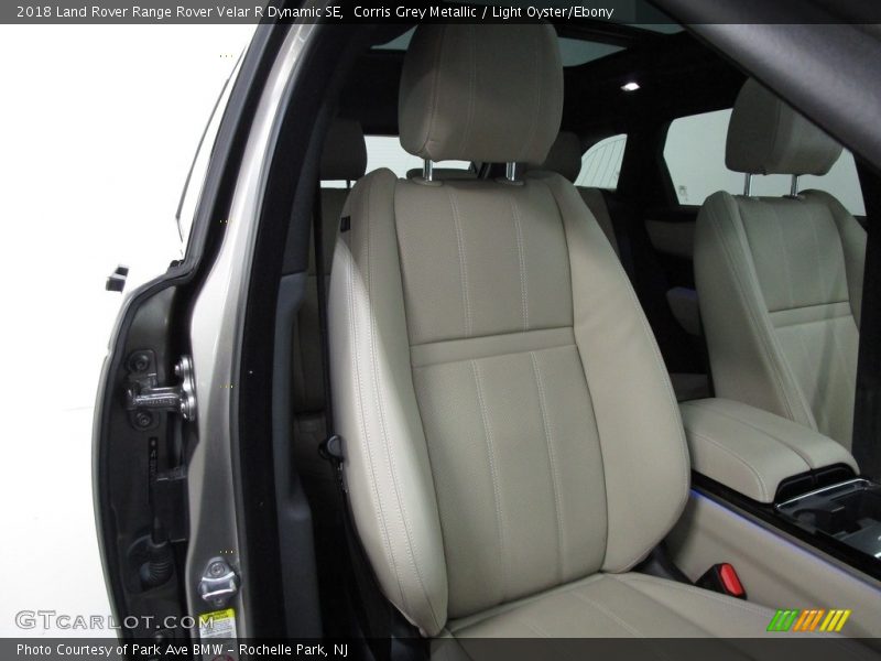 Corris Grey Metallic / Light Oyster/Ebony 2018 Land Rover Range Rover Velar R Dynamic SE
