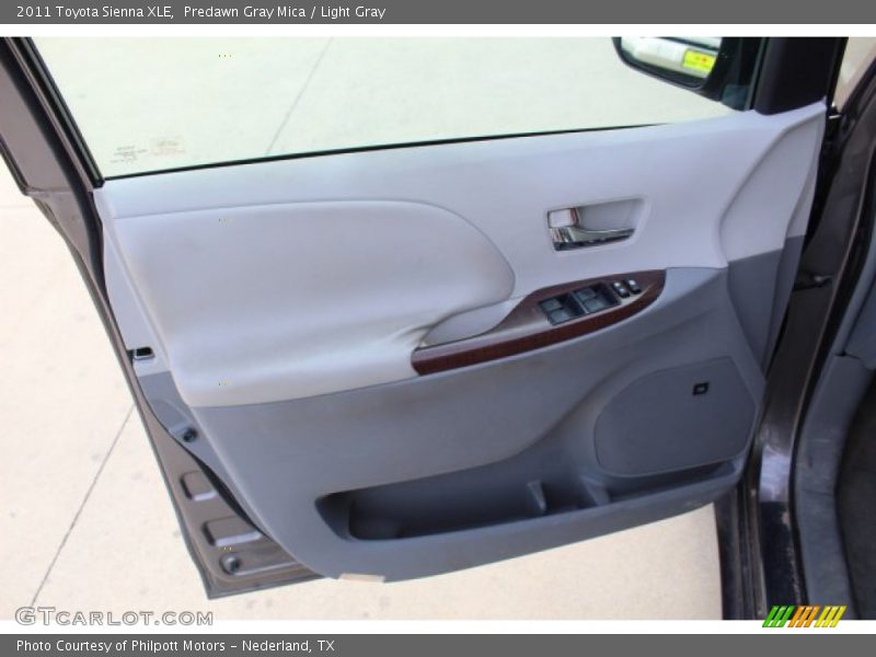 Predawn Gray Mica / Light Gray 2011 Toyota Sienna XLE