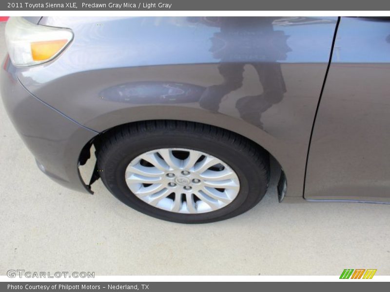 Predawn Gray Mica / Light Gray 2011 Toyota Sienna XLE