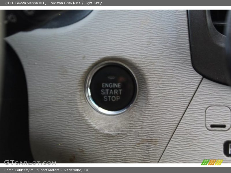 Predawn Gray Mica / Light Gray 2011 Toyota Sienna XLE