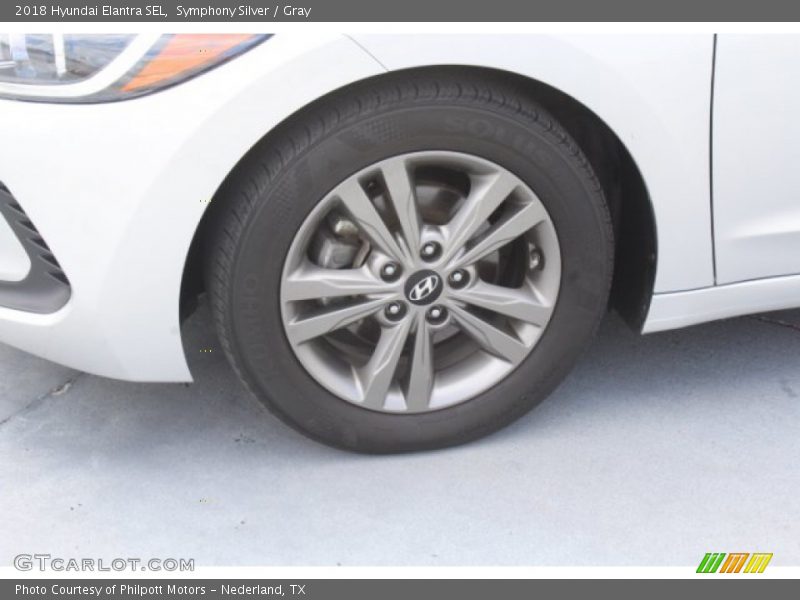 Symphony Silver / Gray 2018 Hyundai Elantra SEL