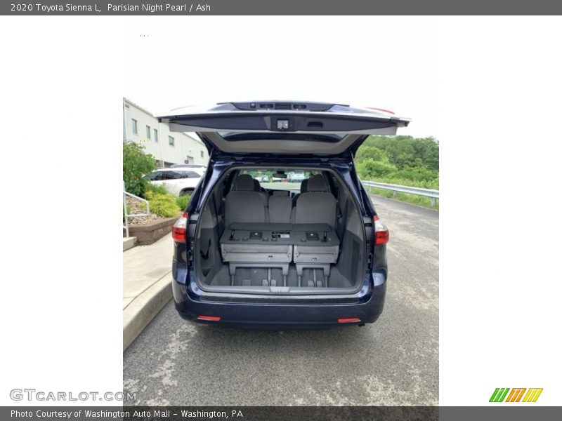 Parisian Night Pearl / Ash 2020 Toyota Sienna L