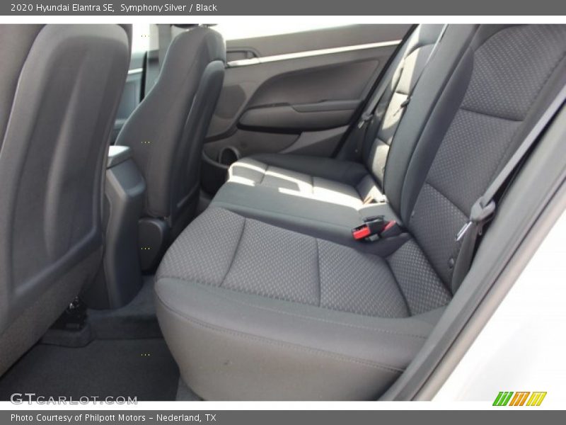 Symphony Silver / Black 2020 Hyundai Elantra SE