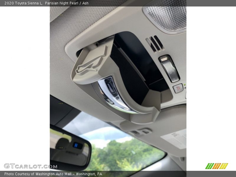 Parisian Night Pearl / Ash 2020 Toyota Sienna L
