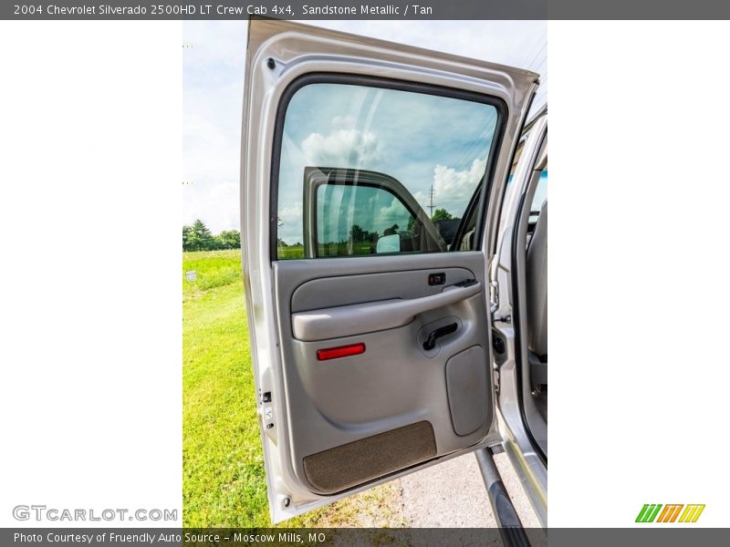 Sandstone Metallic / Tan 2004 Chevrolet Silverado 2500HD LT Crew Cab 4x4