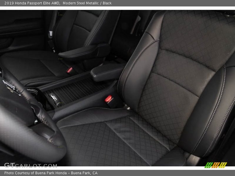 Modern Steel Metallic / Black 2019 Honda Passport Elite AWD