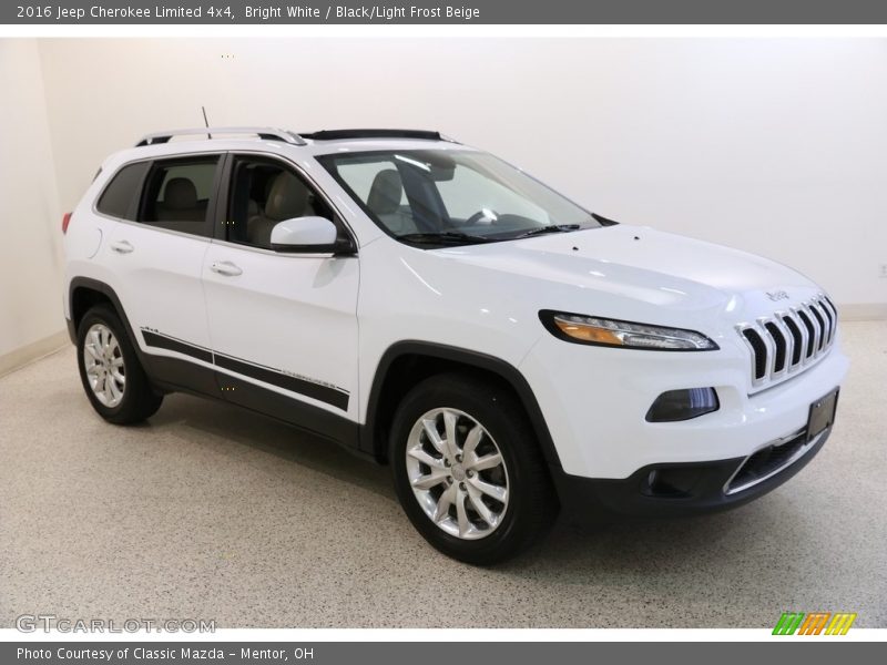 Bright White / Black/Light Frost Beige 2016 Jeep Cherokee Limited 4x4