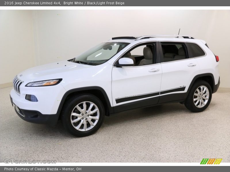Bright White / Black/Light Frost Beige 2016 Jeep Cherokee Limited 4x4