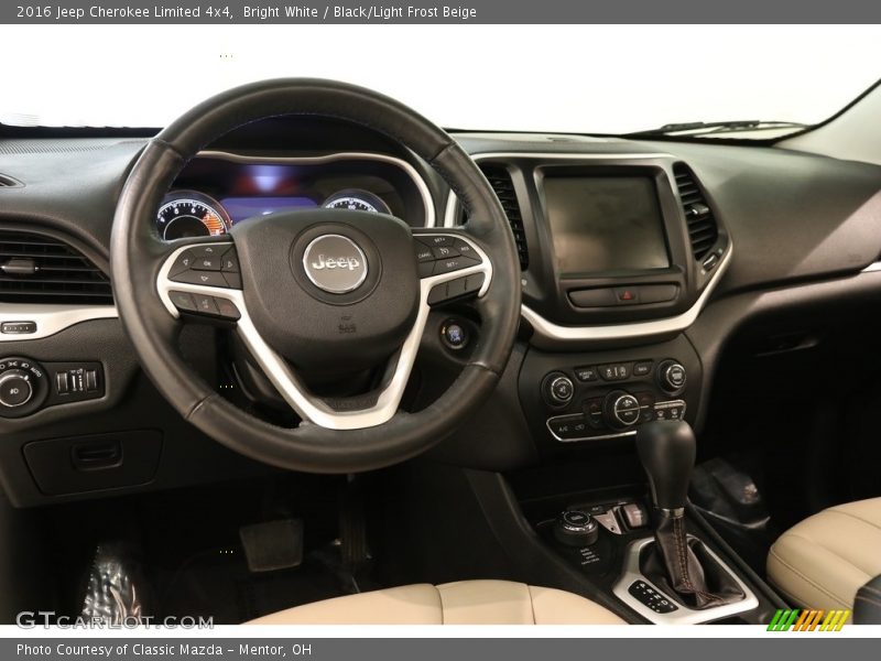 Bright White / Black/Light Frost Beige 2016 Jeep Cherokee Limited 4x4