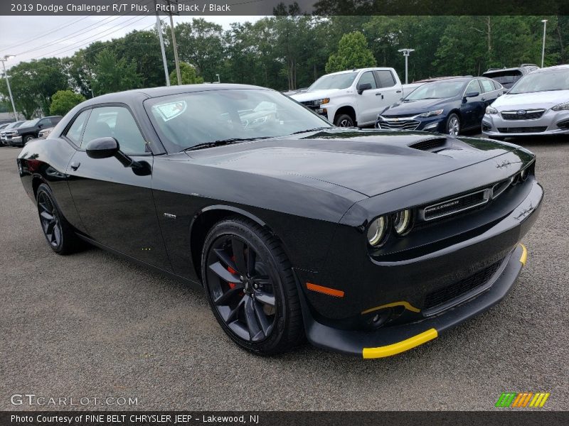 Pitch Black / Black 2019 Dodge Challenger R/T Plus