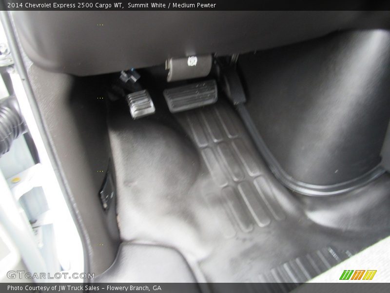 Summit White / Medium Pewter 2014 Chevrolet Express 2500 Cargo WT