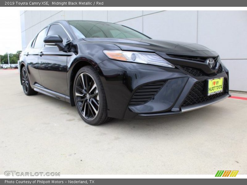 Midnight Black Metallic / Red 2019 Toyota Camry XSE