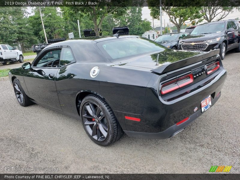 Pitch Black / Black 2019 Dodge Challenger R/T Plus