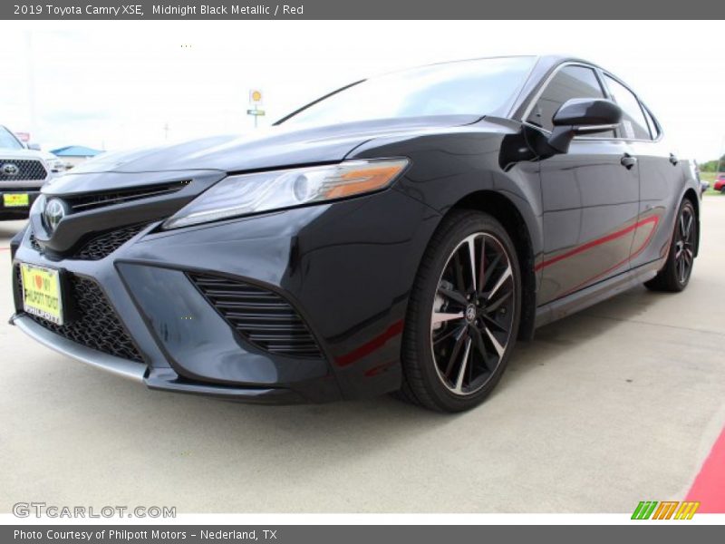 Midnight Black Metallic / Red 2019 Toyota Camry XSE