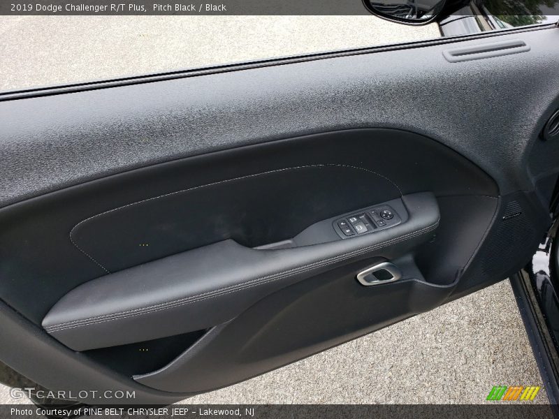 Pitch Black / Black 2019 Dodge Challenger R/T Plus
