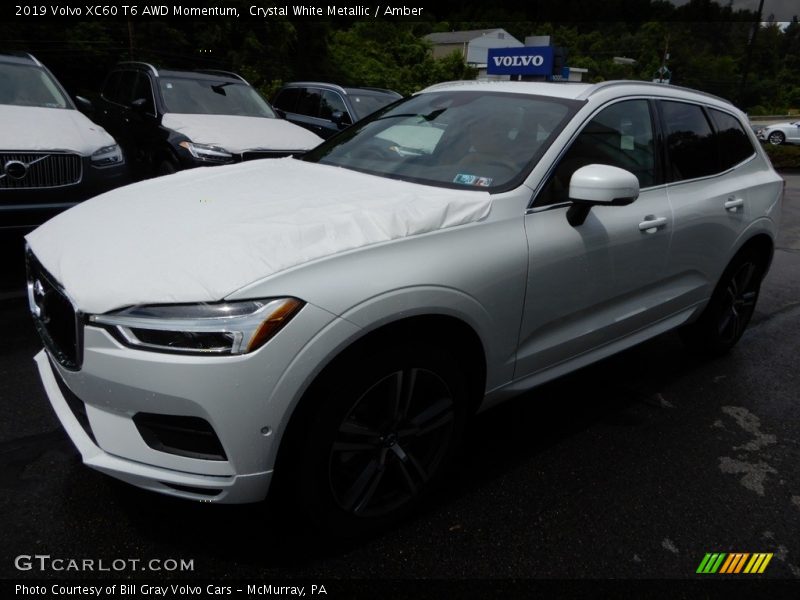 Crystal White Metallic / Amber 2019 Volvo XC60 T6 AWD Momentum