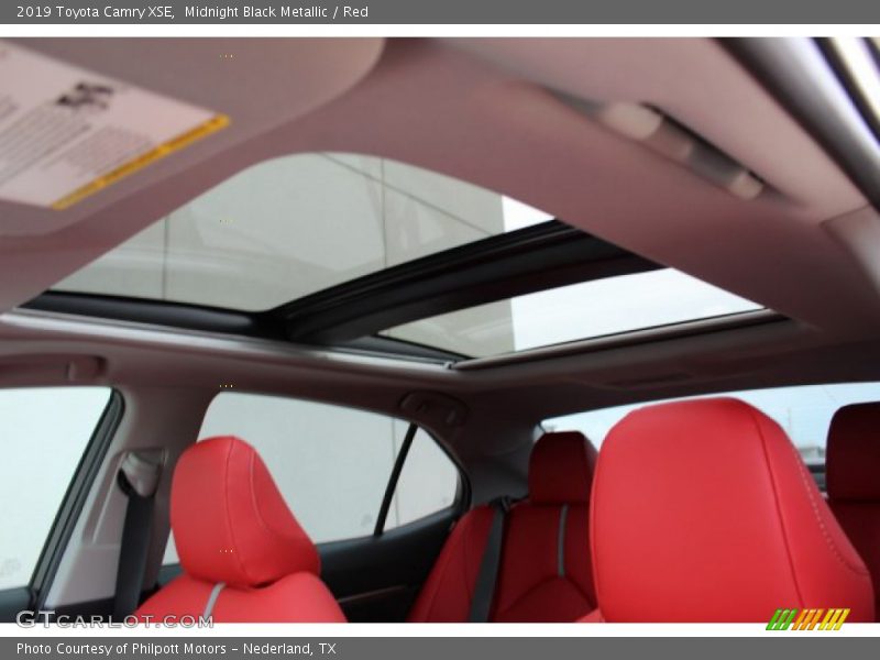 Midnight Black Metallic / Red 2019 Toyota Camry XSE