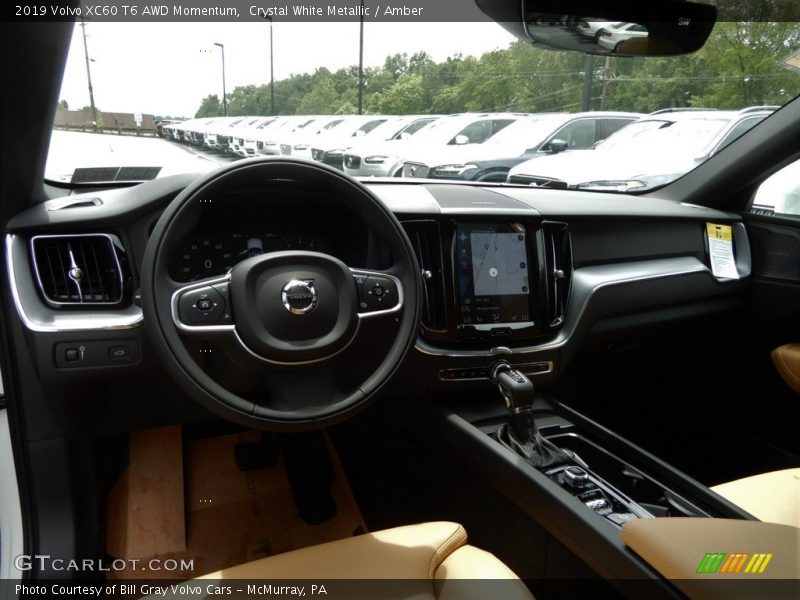 Crystal White Metallic / Amber 2019 Volvo XC60 T6 AWD Momentum