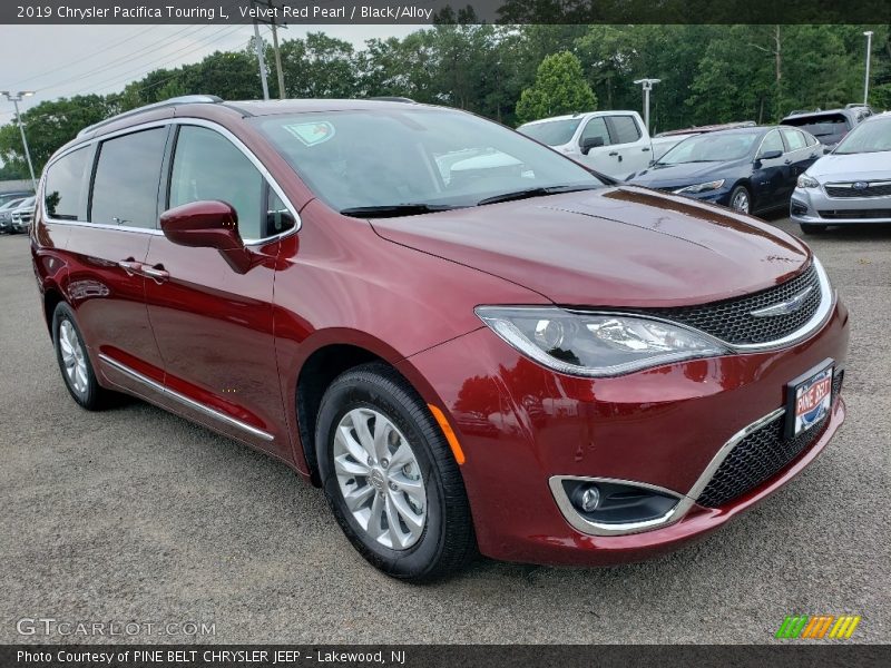 Velvet Red Pearl / Black/Alloy 2019 Chrysler Pacifica Touring L
