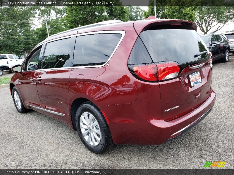 Velvet Red Pearl / Black/Alloy 2019 Chrysler Pacifica Touring L
