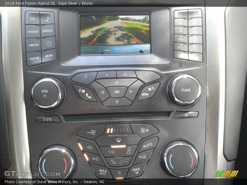 Ingot Silver / Ebony 2018 Ford Fusion Hybrid SE
