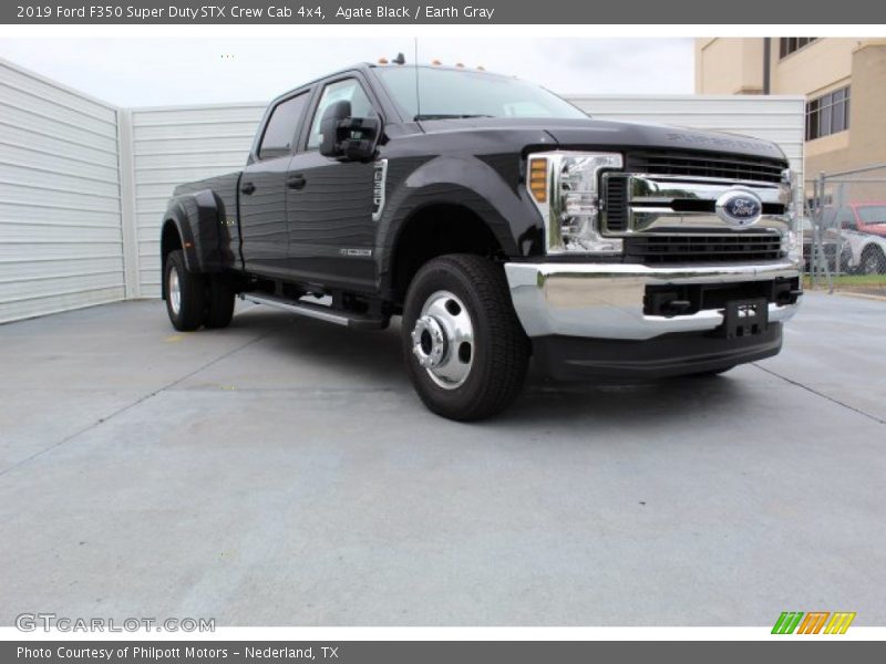Agate Black / Earth Gray 2019 Ford F350 Super Duty STX Crew Cab 4x4