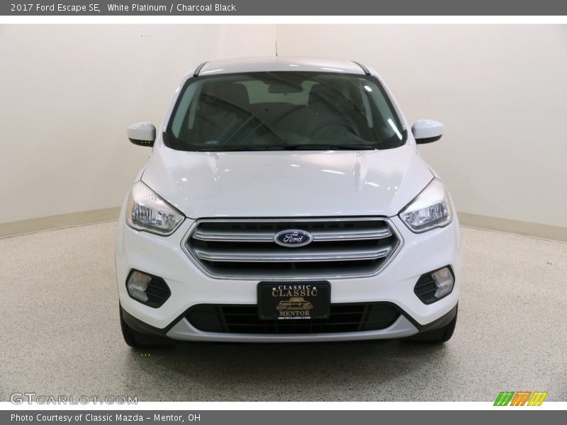 White Platinum / Charcoal Black 2017 Ford Escape SE