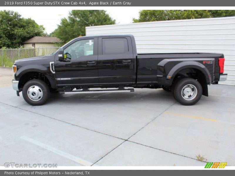 Agate Black / Earth Gray 2019 Ford F350 Super Duty STX Crew Cab 4x4