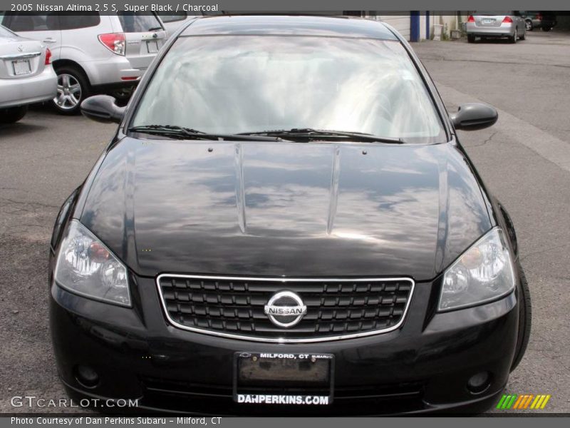 Super Black / Charcoal 2005 Nissan Altima 2.5 S
