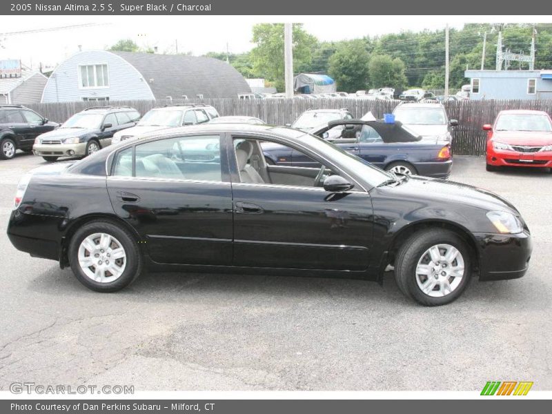Super Black / Charcoal 2005 Nissan Altima 2.5 S